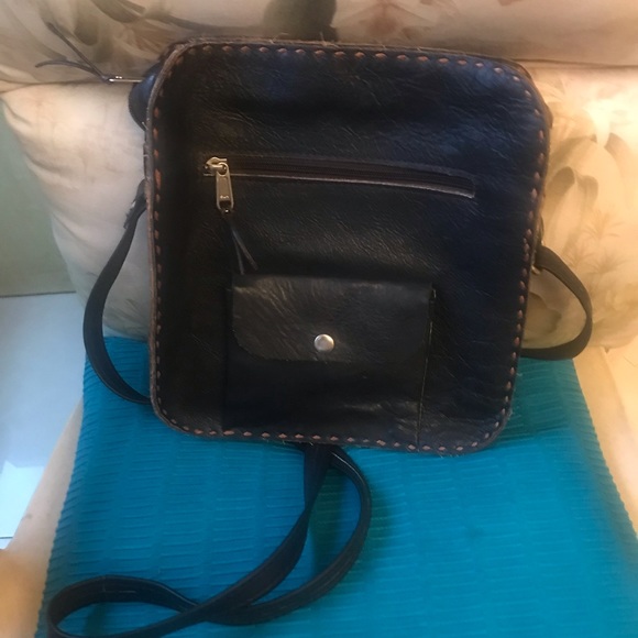 Pure leather sling bag - Picture 2 of 7